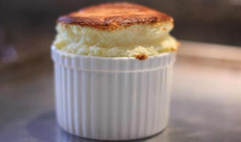 Cottage cheese and apple souffle - a dessert in the diet for pancreatitis